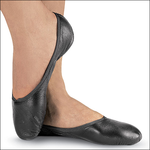 Capezio-Romeo Leather Men's Ballet Shoe Style #: C2020. The Capezio Romeo is made of a high quality soft leather that will mold to the foot after one wearing. A patent pending sculpted arch construction eliminates the bulky under-foot seam. The brushed cotton lining helps the Romeo absorb moisture and repel foot odor. Tacked in elastic drawstring helps create a perfect fit. Elastic straps included.