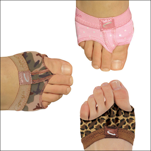 Print Foot Undies Style #: H07S. Upper constructed of four-way stretch, breathable, non-abrasive, stretch Nylon with Spandex. ExoArmour duet suede sole patches molds to and moves with the foot for unbeatable traction and protection. Patent pending. One sided plush elastic with Capezio® logo. Available in multile colors.<br>
<br>
<li> Women begin fitting with street shoe size.
<li> Men begin fitting two sizes up from street shoe size.
<li> Half and wide widths order one size up.<br>
<br>
Note: Child sizes not available in Leopard.