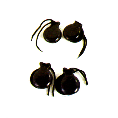 Castanets Style #: MS-3202. Wood Castanets painted Black-Product of Spain. Size 4 fits children and ladies with small hands. size 6 fits medium to large hands.
<br>
<br>
<b>Limited availability. Please allow 2 weeks for shipping. If unable to wait please call to check available stock.<b/>