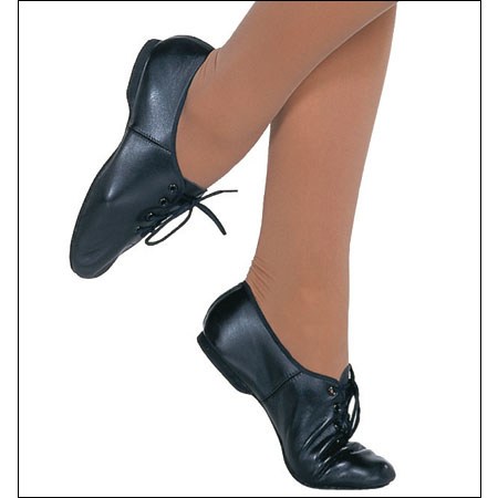 Bloch - "JazzLite"-Full Rubber Sole Jazz Shoe Style #: S0402L. Dancers who require a full sole lace-up jazz shoe that is still flexible will love these. Bloch's Jazzlite has a full rubber sole, and is perfect for performing on slippery surfaces.