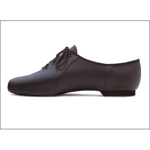 Bloch - Jazzsoft Style #: S0405. <li> Microcellular rubber split sole and heel
<li> Strong leather upper
<li> Canvas lining and suede sock
<li> Strong heel counter for maximum support