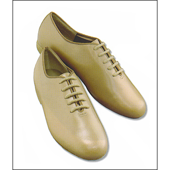 Style Plus -Impulse For ladies Style #: IMPULSE. <li> The impulse gives you the same flexibilty and movement of a split sole without sacrificing durability.<br>
<li> The quality leather upper and non-marking flexible low profile dance sole makes this shoe perfect for both indoor and outdoor guard.<br>
<li> The versatality and sleek design of this shoe along with its durability and comfort have made it the complete guard shoe for America. Satisfaction Guaranteed!<br>
<li> A Large size range makes it easy to fit all of your guard members.