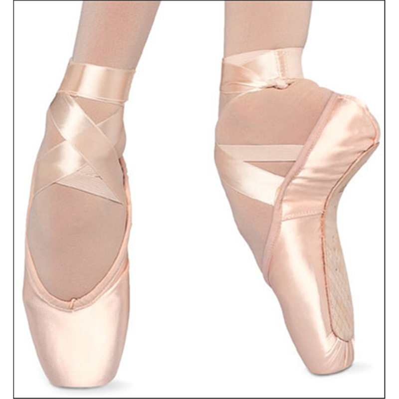 BlochAspiration Pointe Shoe by Bloch S0105L bloch , On Stage
